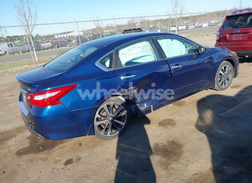 Photo 4 of 2016 Nissan Altima 2.5 SR (VIN 1N4AL3AP8GC265594)