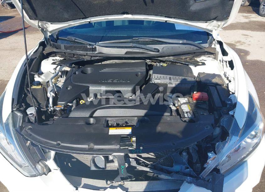 Photo 10 of 2016 Nissan Altima 2.5/2.5 S/2.5 SL/2.5 SR/2.5 SV (VIN 1N4AL3AP8GC266177)