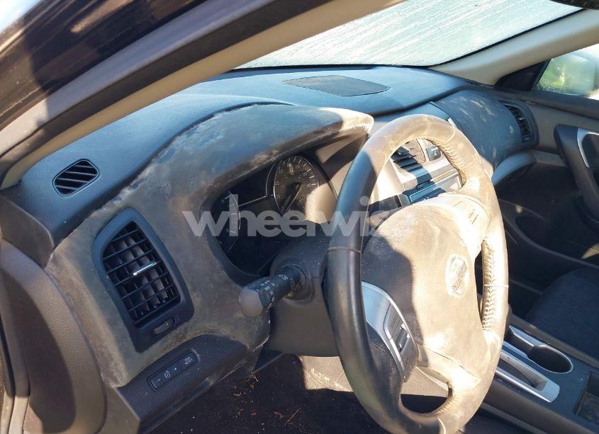 Photo 6 of 2016 Nissan Altima 2.5 SV (VIN 1N4AL3AP8GC267412)