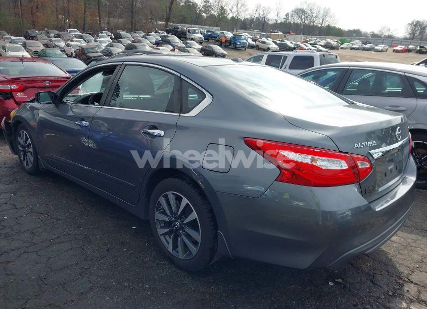 Photo 3 of 2016 Nissan Altima 2.5 SV (VIN 1N4AL3AP8GC270889)