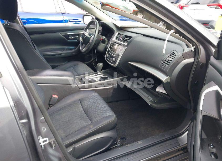 Photo 5 of 2016 Nissan Altima 2.5 SV (VIN 1N4AL3AP8GC270889)