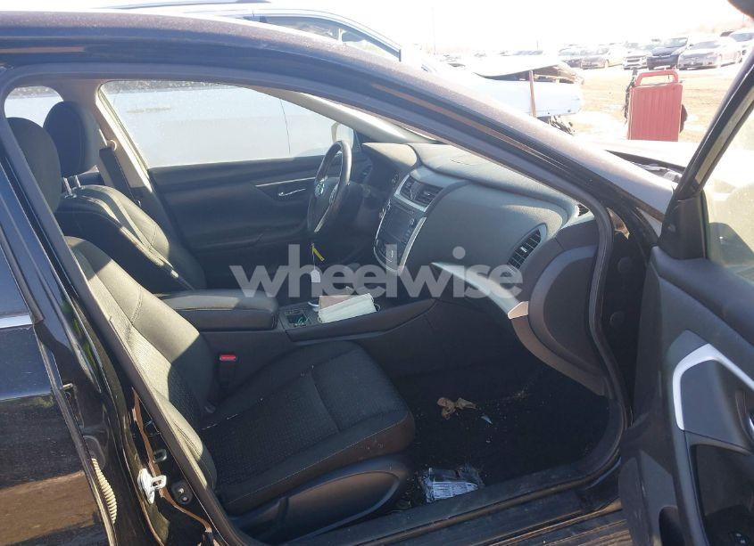 Photo 5 of 2016 Nissan Altima 2.5 SV (VIN 1N4AL3AP8GC276434)