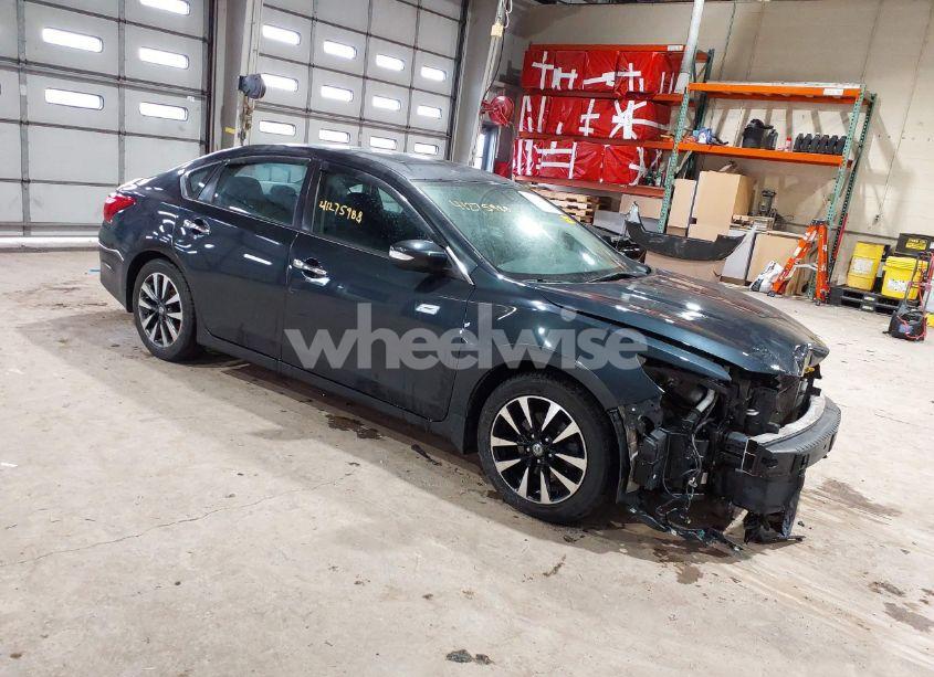 2016 Nissan Altima 2.5 SV (VIN 1N4AL3AP8GC280886) main photo
