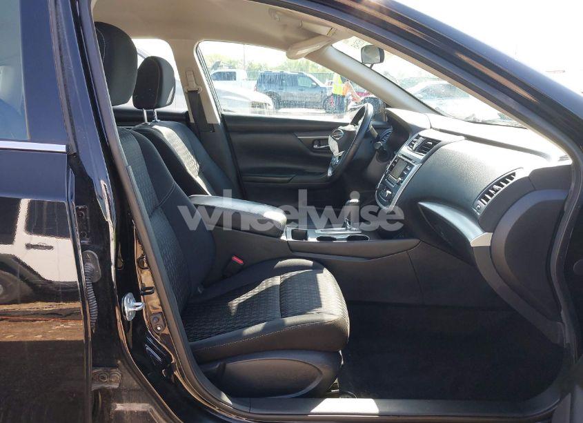 Photo 5 of 2016 Nissan Altima 2.5 SV (VIN 1N4AL3AP8GC292164)