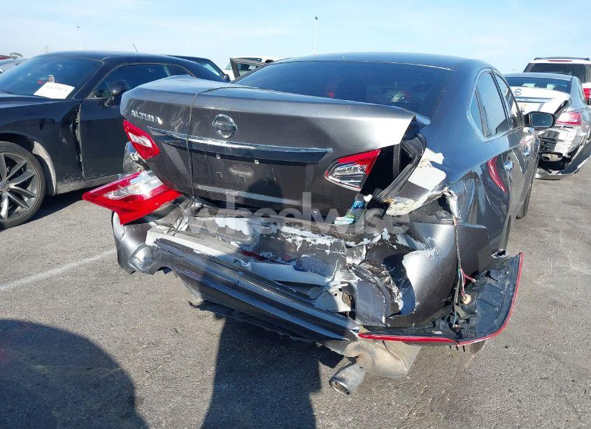 Photo 6 of 2016 Nissan Altima 2.5/2.5 S/2.5 SL/2.5 SR/2.5 SV (VIN 1N4AL3AP8GN309596)