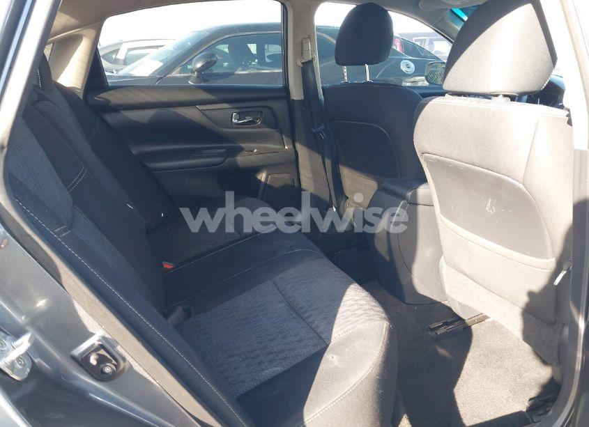 Photo 8 of 2016 Nissan Altima 2.5/2.5 S/2.5 SL/2.5 SR/2.5 SV (VIN 1N4AL3AP8GN309596)