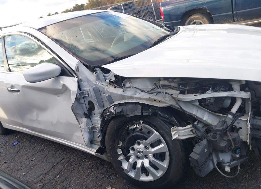 Photo 6 of 2016 Nissan Altima 2.5/2.5 S/2.5 SL/2.5 SR/2.5 SV (VIN 1N4AL3AP8GN309663)