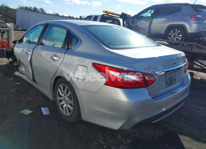 Photo 3 of 2016 Nissan Altima 2.5/2.5 S/2.5 SL/2.5 SR/2.5 SV (VIN 1N4AL3AP8GN325118)