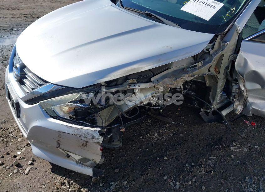 Photo 6 of 2016 Nissan Altima 2.5/2.5 S/2.5 SL/2.5 SR/2.5 SV (VIN 1N4AL3AP8GN325118)