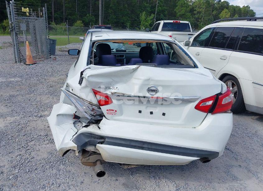 Photo 6 of 2016 Nissan Altima 2.5/2.5 S/2.5 SL/2.5 SR/2.5 SV (VIN 1N4AL3AP8GN327970)