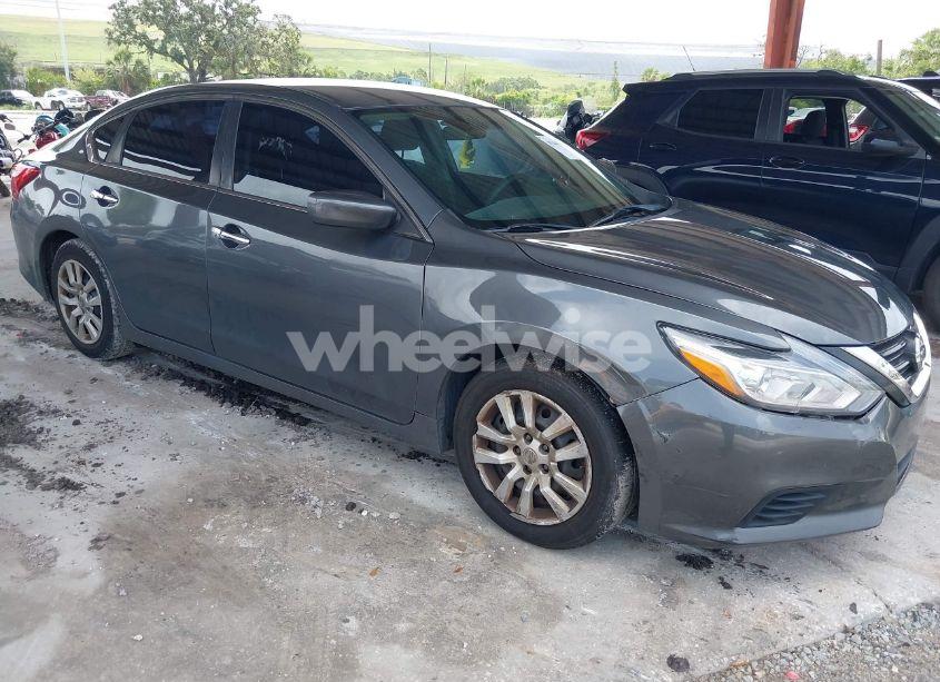 2016 Nissan Altima 2.5/2.5 S/2.5 SL/2.5 SR/2.5 SV (VIN 1N4AL3AP8GN329914) main photo