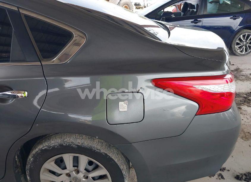 Photo 6 of 2016 Nissan Altima 2.5/2.5 S/2.5 SL/2.5 SR/2.5 SV (VIN 1N4AL3AP8GN329914)