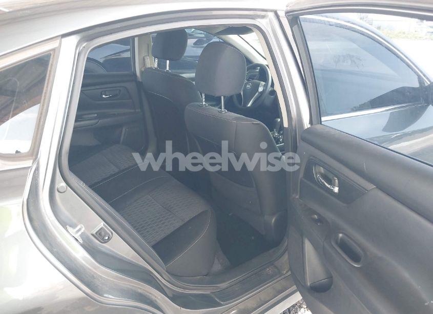 Photo 8 of 2016 Nissan Altima 2.5/2.5 S/2.5 SL/2.5 SR/2.5 SV (VIN 1N4AL3AP8GN329914)