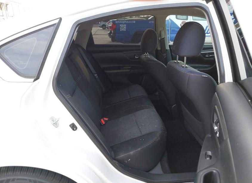 Photo 8 of 2016 Nissan Altima 2.5/2.5 S/2.5 SL/2.5 SR/2.5 SV (VIN 1N4AL3AP8GN332229)