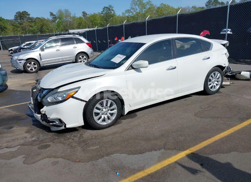 Photo 2 of 2016 Nissan Altima 2.5 S (VIN 1N4AL3AP8GN351217)