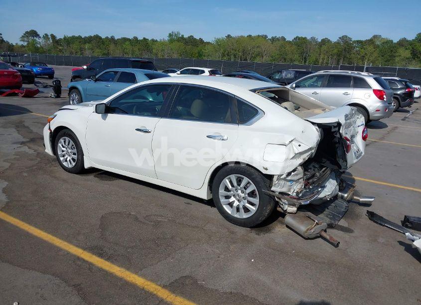 Photo 3 of 2016 Nissan Altima 2.5 S (VIN 1N4AL3AP8GN351217)
