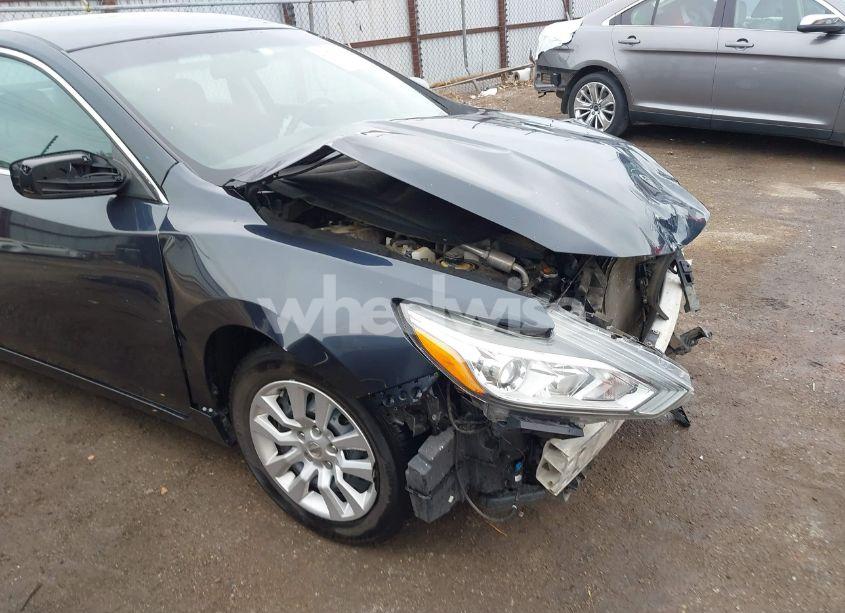 Photo 6 of 2016 Nissan Altima 2.5/2.5 S/2.5 SL/2.5 SR/2.5 SV (VIN 1N4AL3AP8GN354652)