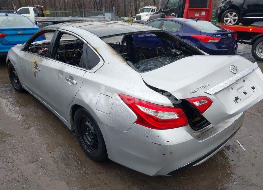 Photo 3 of 2016 Nissan Altima 2.5/2.5 S/2.5 SL/2.5 SR/2.5 SV (VIN 1N4AL3AP8GN354828)