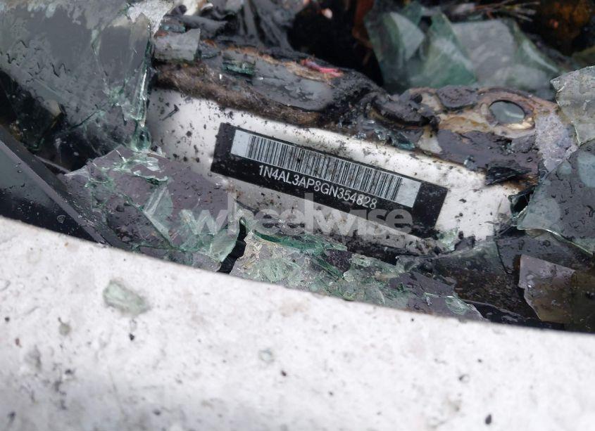 Photo 9 of 2016 Nissan Altima 2.5/2.5 S/2.5 SL/2.5 SR/2.5 SV (VIN 1N4AL3AP8GN354828)