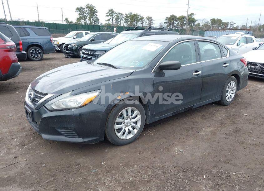 Photo 2 of 2016 Nissan Altima 2.5/2.5 S/2.5 SL/2.5 SR/2.5 SV (VIN 1N4AL3AP8GN360693)