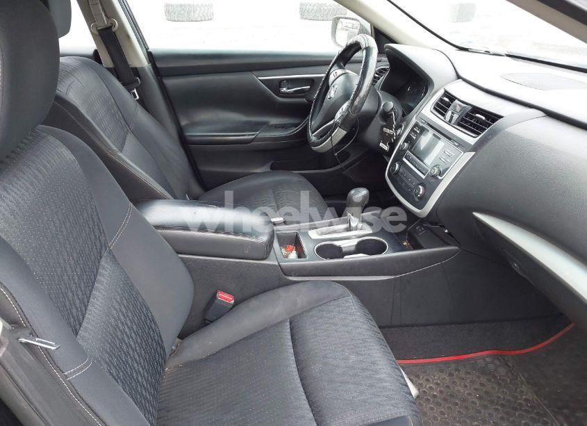 Photo 5 of 2016 Nissan Altima 2.5/2.5 S/2.5 SL/2.5 SR/2.5 SV (VIN 1N4AL3AP8GN360693)