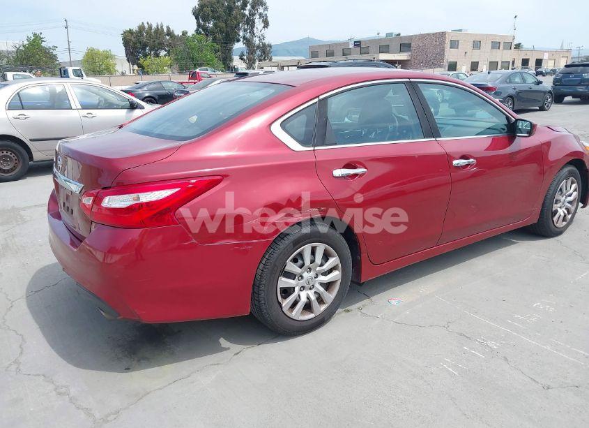 Photo 4 of 2016 Nissan Altima 2.5/2.5 S/2.5 SL/2.5 SR/2.5 SV (VIN 1N4AL3AP8GN361584)