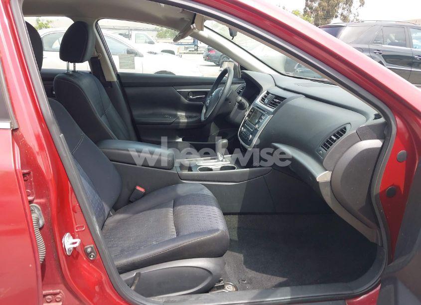 Photo 5 of 2016 Nissan Altima 2.5/2.5 S/2.5 SL/2.5 SR/2.5 SV (VIN 1N4AL3AP8GN361584)