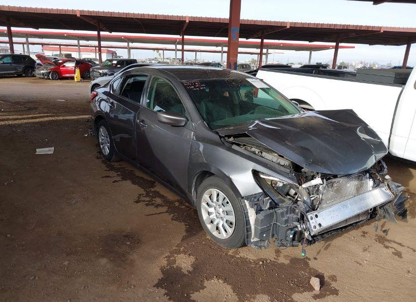 2016 Nissan Altima 2.5/2.5 S/2.5 SL/2.5 SR/2.5 SV (VIN 1N4AL3AP8GN376389) main photo