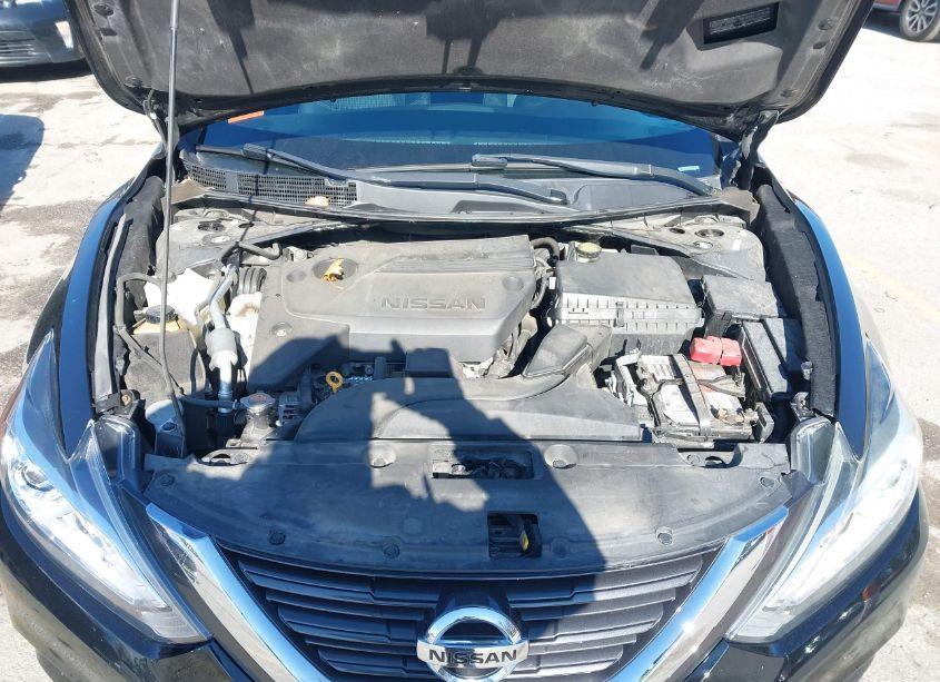 Photo 10 of 2016 Nissan Altima 2.5/2.5 S/2.5 SL/2.5 SR/2.5 SV (VIN 1N4AL3AP8GN376778)