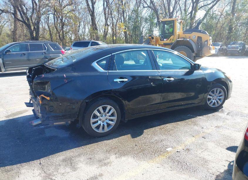 Photo 13 of 2016 Nissan Altima 2.5/2.5 S/2.5 SL/2.5 SR/2.5 SV (VIN 1N4AL3AP8GN376778)