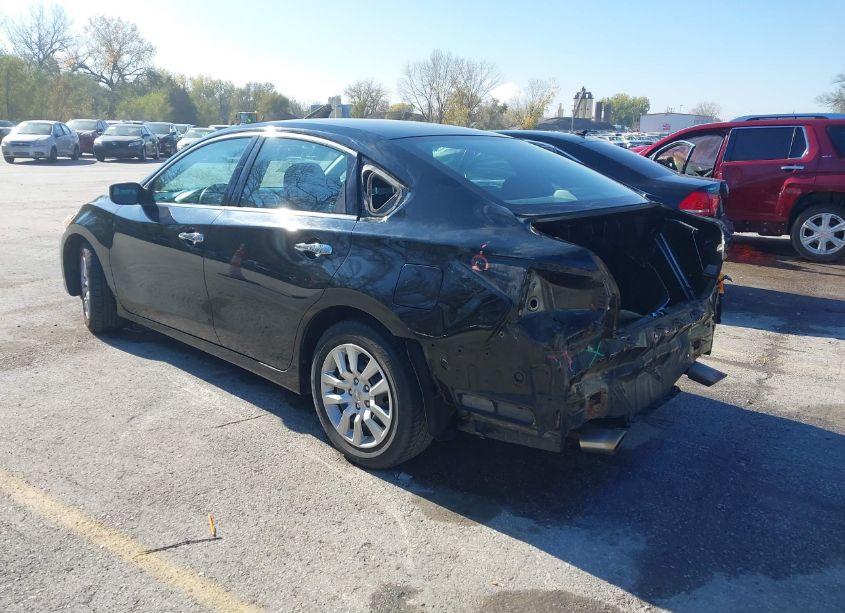 Photo 3 of 2016 Nissan Altima 2.5/2.5 S/2.5 SL/2.5 SR/2.5 SV (VIN 1N4AL3AP8GN376778)