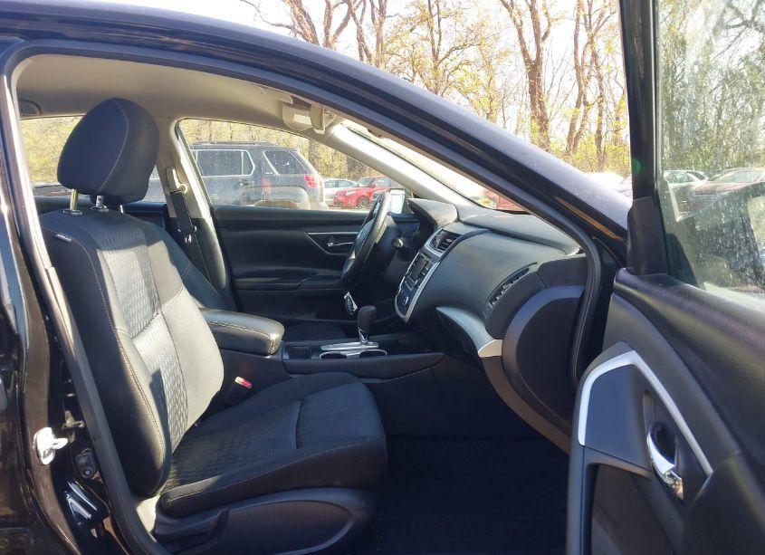 Photo 5 of 2016 Nissan Altima 2.5/2.5 S/2.5 SL/2.5 SR/2.5 SV (VIN 1N4AL3AP8GN376778)