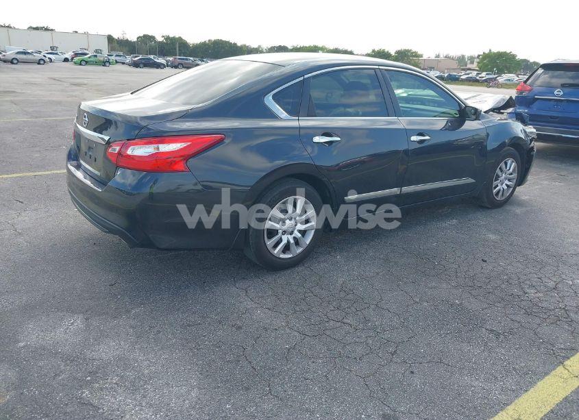 Photo 4 of 2016 Nissan Altima 2.5 S (VIN 1N4AL3AP8GN392740)