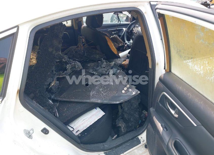 Photo 8 of 2017 Nissan Altima 2.5/2.5 S/2.5 SL/2.5 SR/2.5 SV (VIN 1N4AL3AP8HC113266)