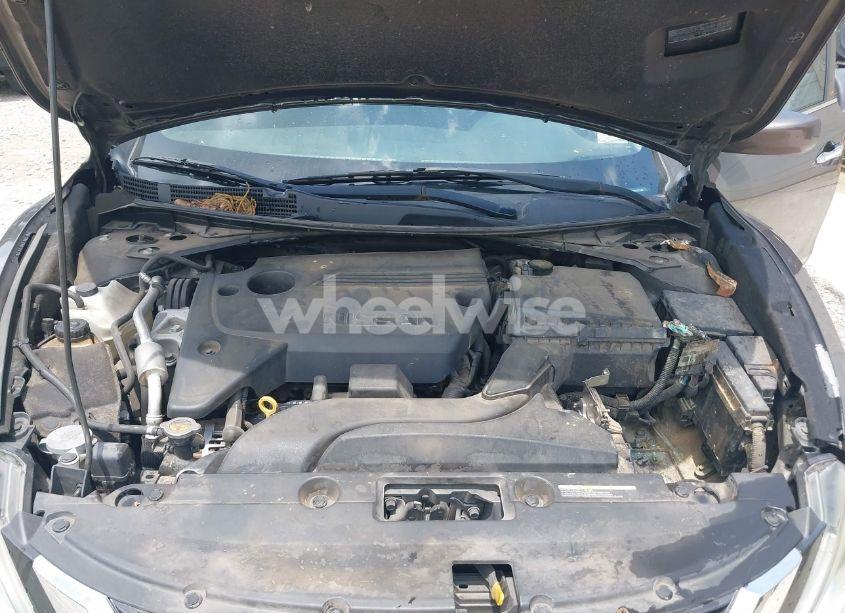 Photo 10 of 2017 Nissan Altima 2.5/2.5 S/2.5 SL/2.5 SR/2.5 SV (VIN 1N4AL3AP8HC117379)