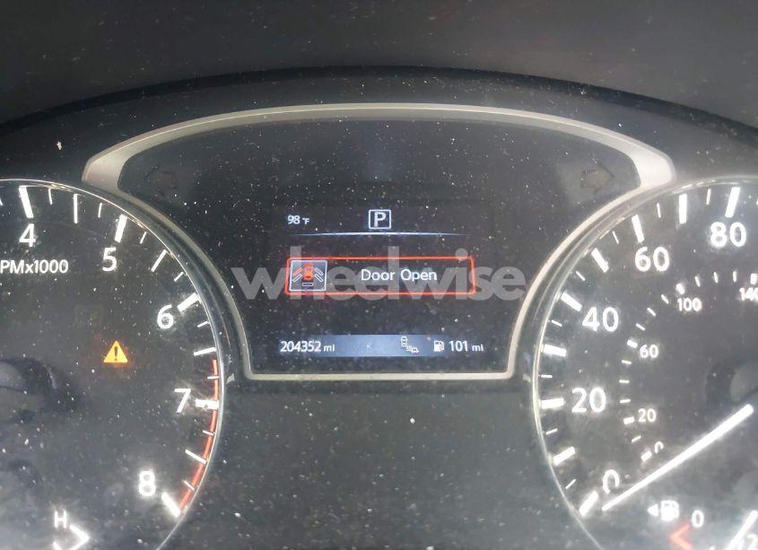 Photo 7 of 2017 Nissan Altima 2.5/2.5 S/2.5 SL/2.5 SR/2.5 SV (VIN 1N4AL3AP8HC117379)