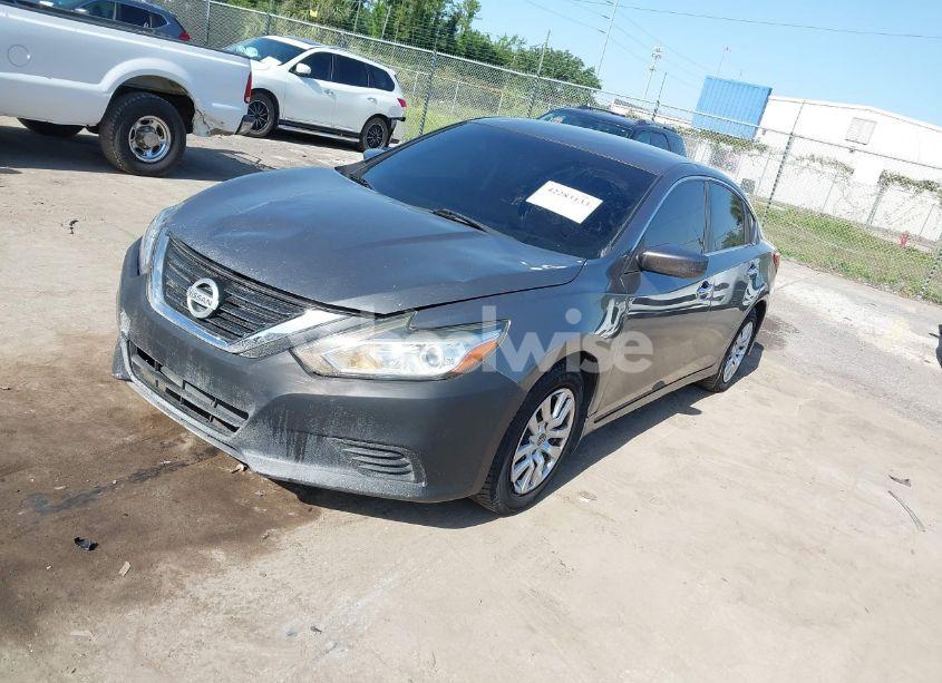 Photo 2 of 2017 Nissan Altima 2.5 S (VIN 1N4AL3AP8HC119505)