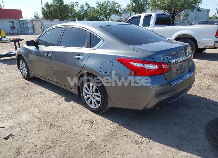 Photo 3 of 2017 Nissan Altima 2.5 S (VIN 1N4AL3AP8HC119505)