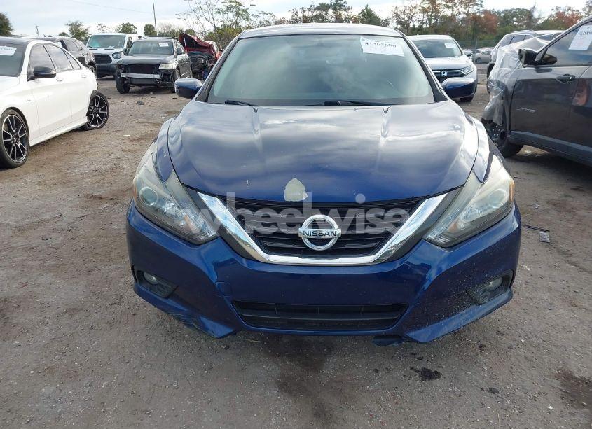 Photo 12 of 2017 Nissan Altima 2.5 SR (VIN 1N4AL3AP8HC120928)