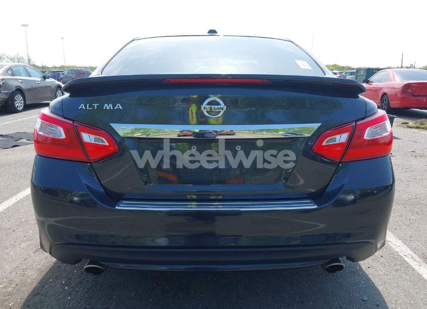 Photo 16 of 2017 Nissan Altima 2.5 SL (VIN 1N4AL3AP8HC127880)