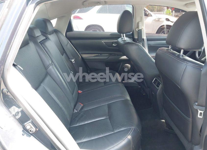 Photo 8 of 2017 Nissan Altima 2.5 SL (VIN 1N4AL3AP8HC127880)