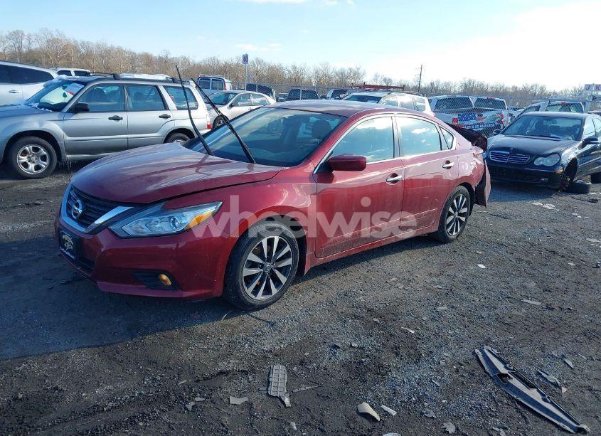 Photo 2 of 2017 Nissan Altima 2.5 SV (VIN 1N4AL3AP8HC127989)
