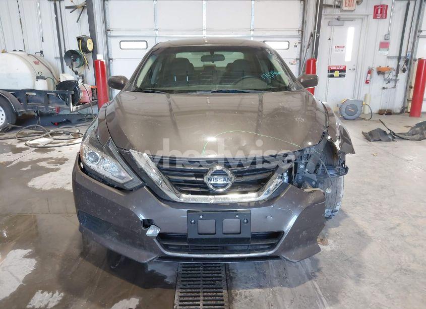 Photo 13 of 2017 Nissan Altima 2.5 S (VIN 1N4AL3AP8HC137485)