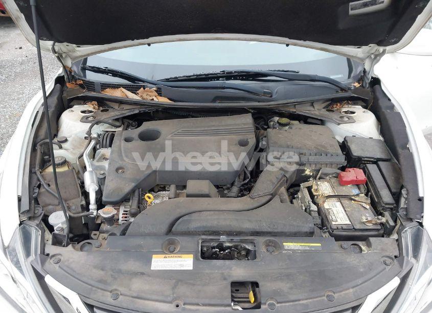 Photo 10 of 2017 Nissan Altima 2.5 S (VIN 1N4AL3AP8HC146364)