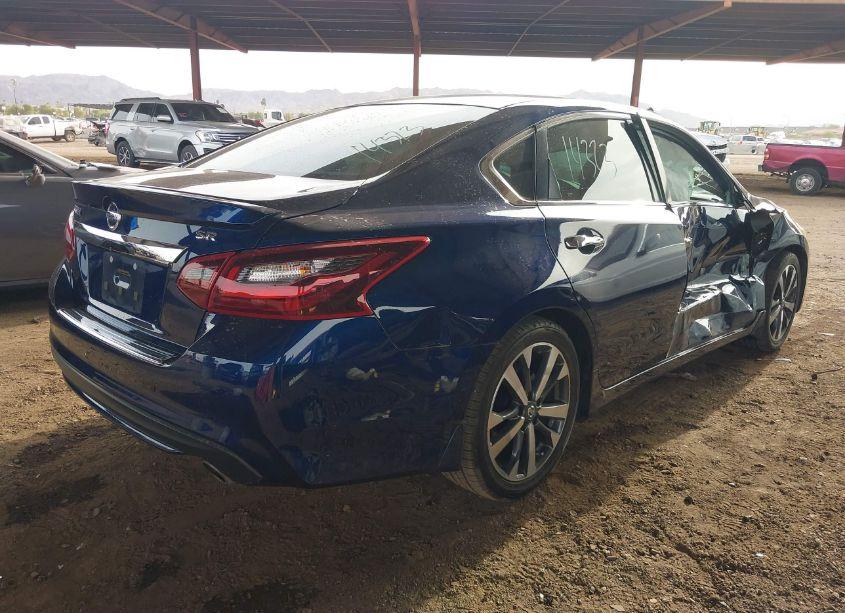 Photo 4 of 2017 Nissan Altima 2.5 SR (VIN 1N4AL3AP8HC151161)