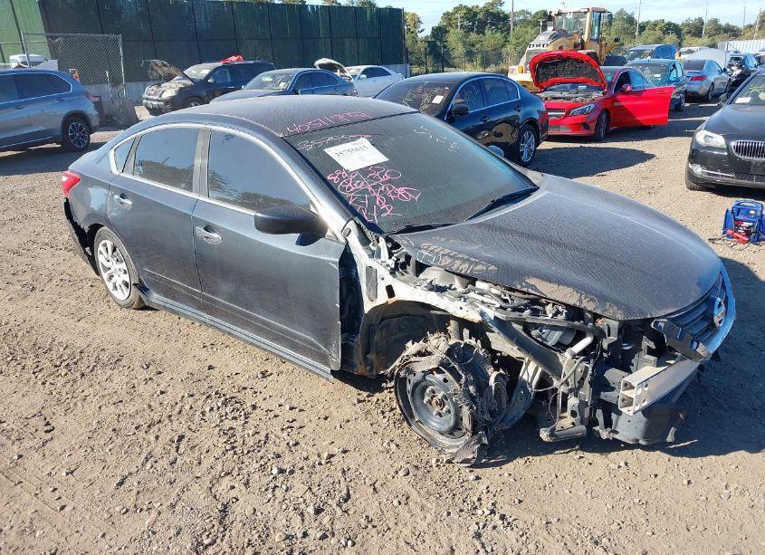 2017 Nissan Altima 2.5 S (VIN 1N4AL3AP8HC154383) main photo