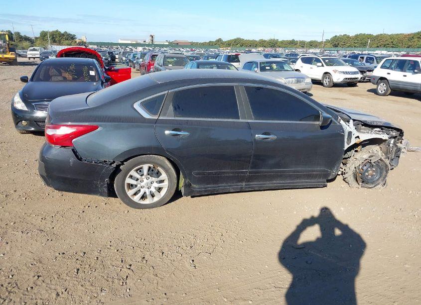 Photo 13 of 2017 Nissan Altima 2.5 S (VIN 1N4AL3AP8HC154383)