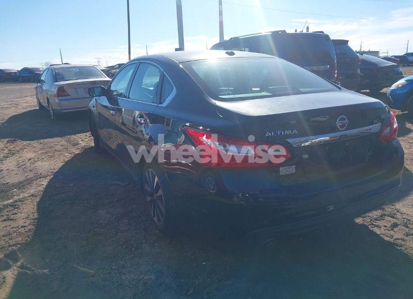 Photo 3 of 2017 Nissan Altima 2.5 SV (VIN 1N4AL3AP8HC156988)