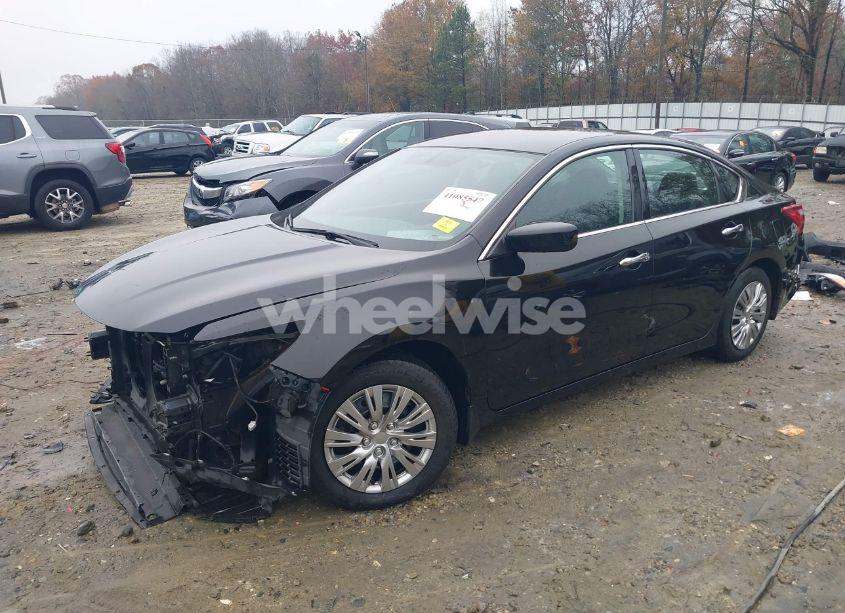 Photo 2 of 2017 Nissan Altima 2.5 S (VIN 1N4AL3AP8HC164220)