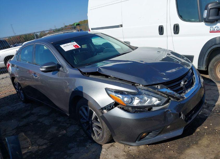 Photo 13 of 2017 Nissan Altima 2.5 SL (VIN 1N4AL3AP8HC170566)